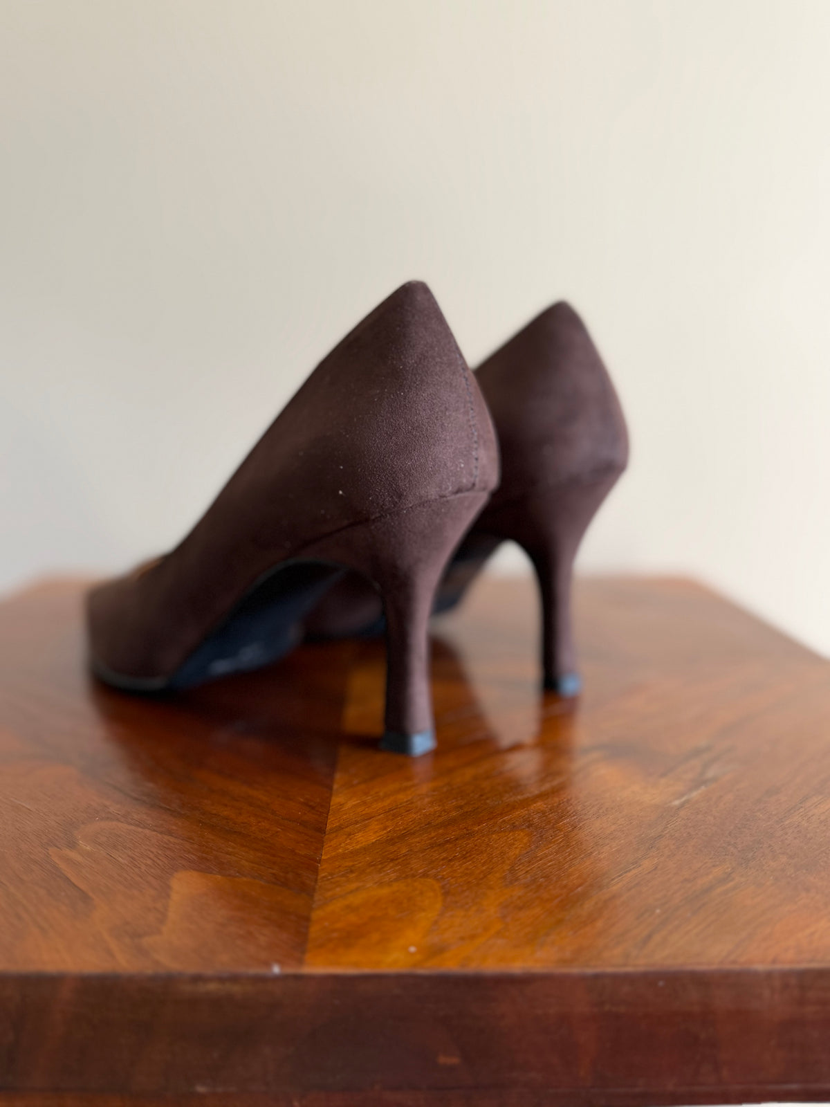 Décolleté moro scamosciata