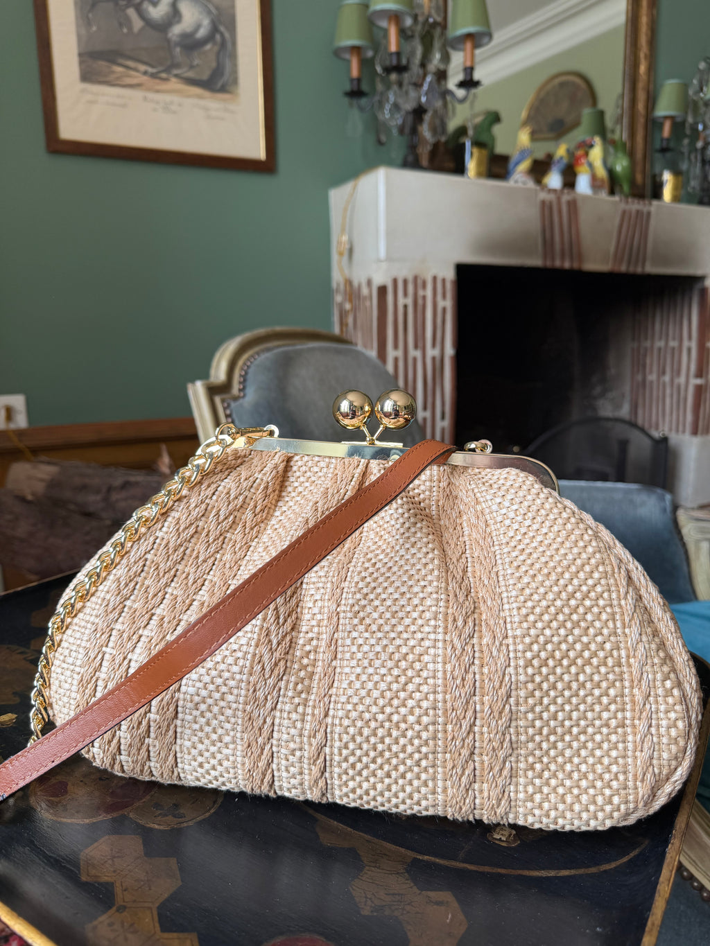 Raffia clutch