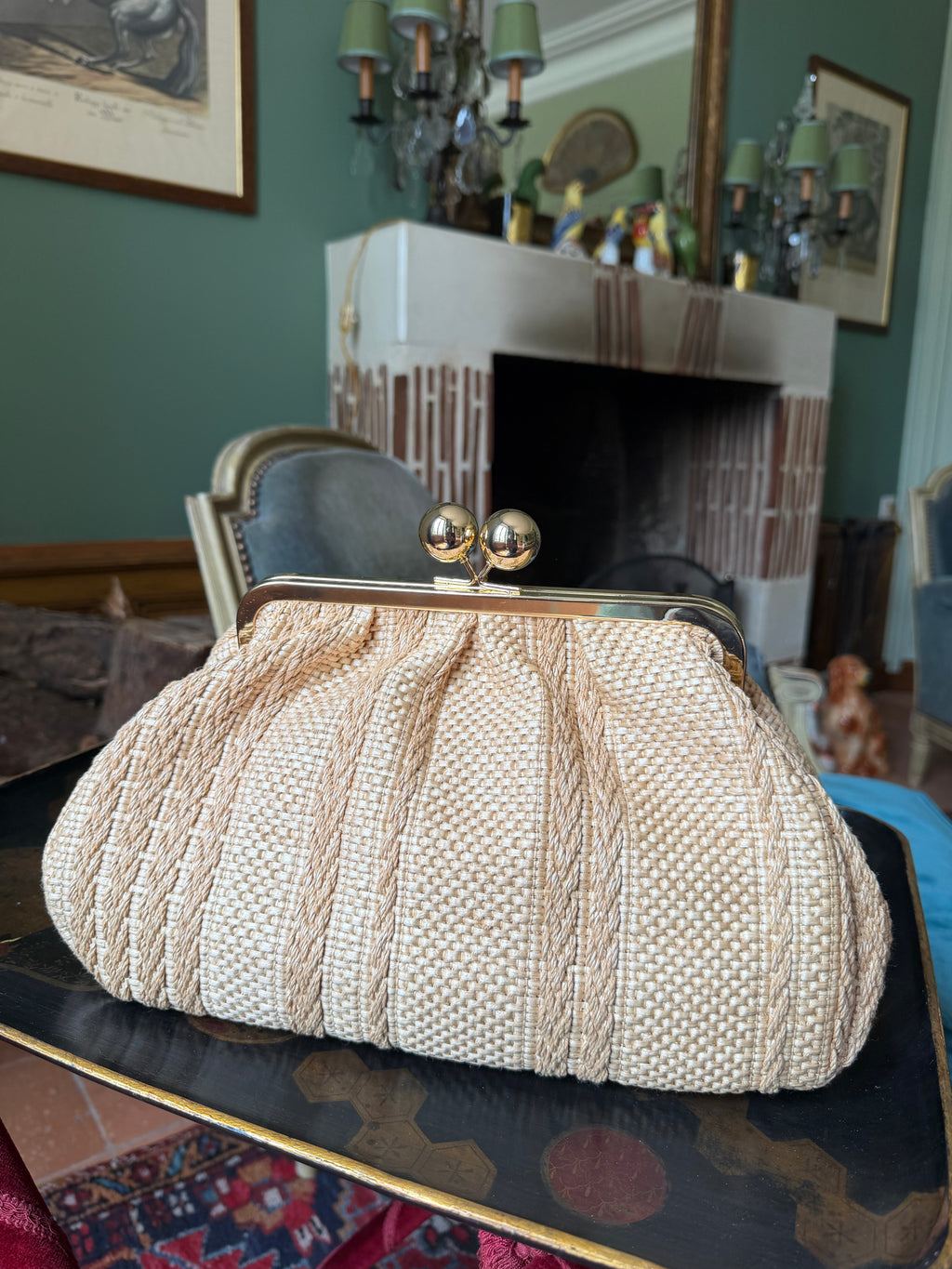 Raffia clutch