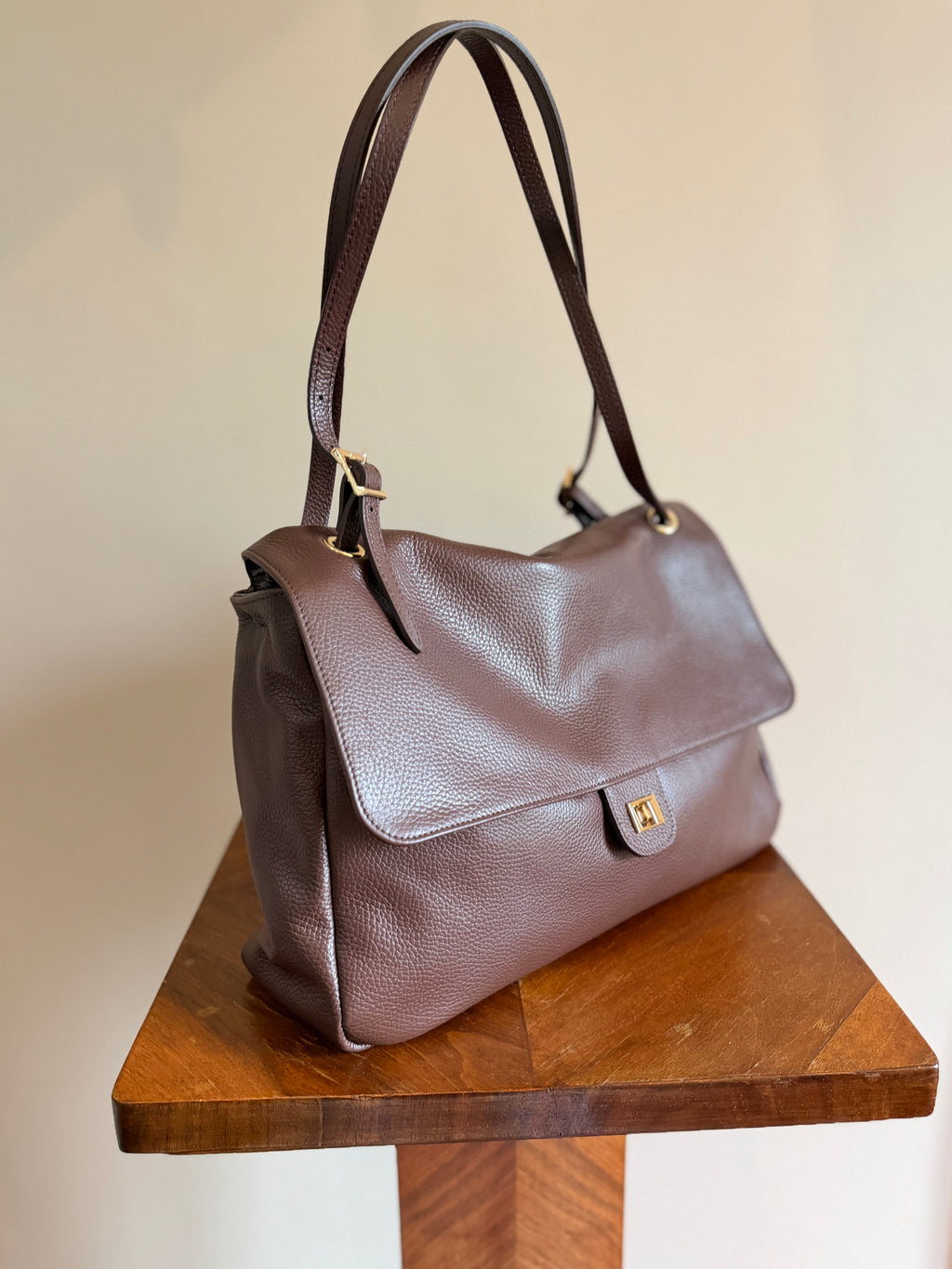 Maxi flap bag cioccolato