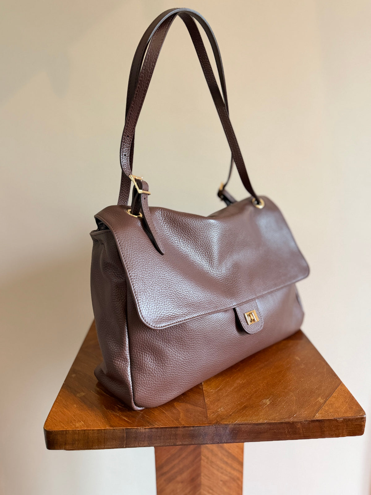 Maxi flap bag cioccolato