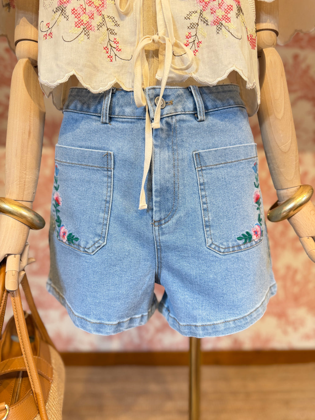 Shorts denim ricami