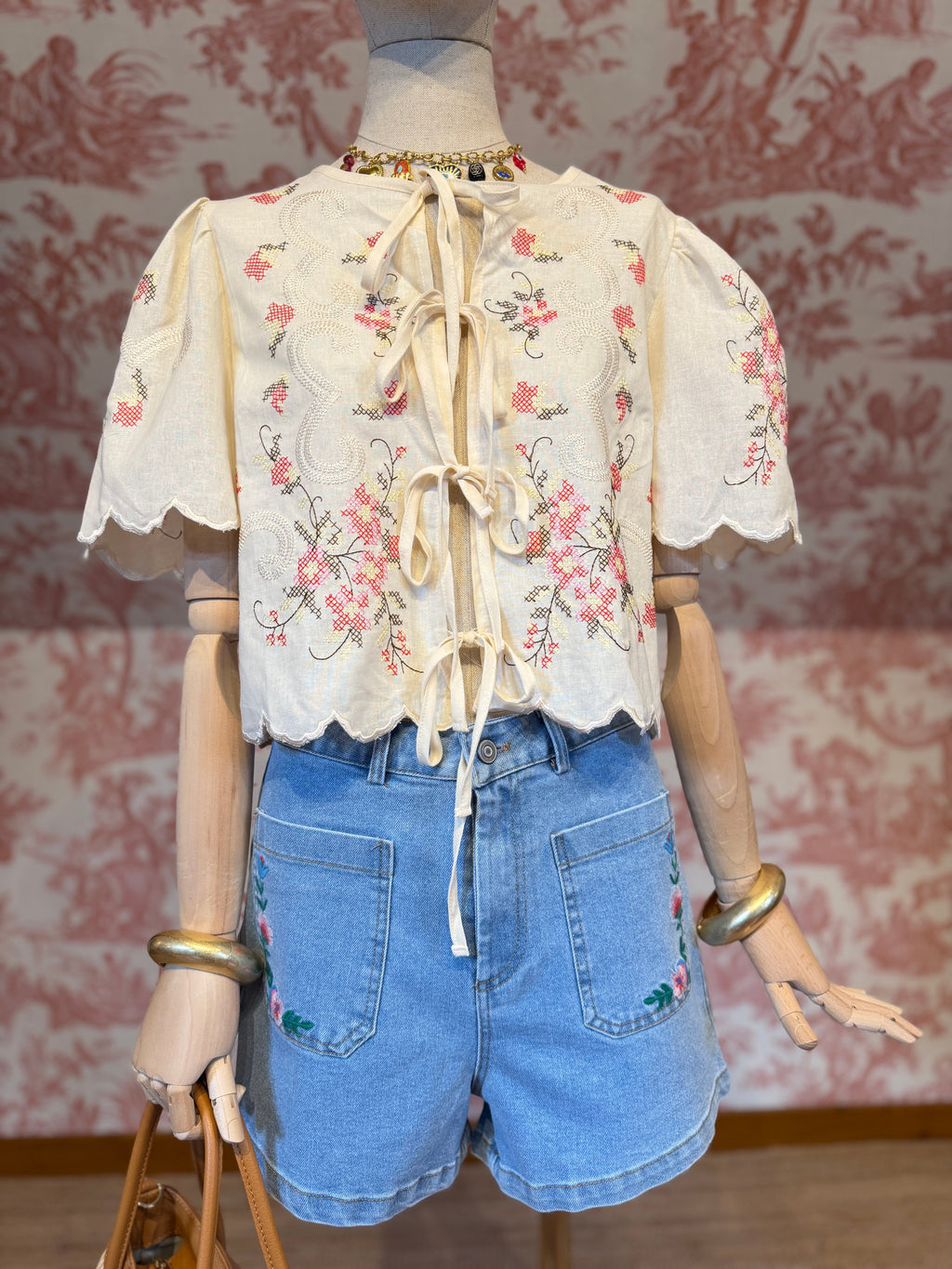Blusa ricami