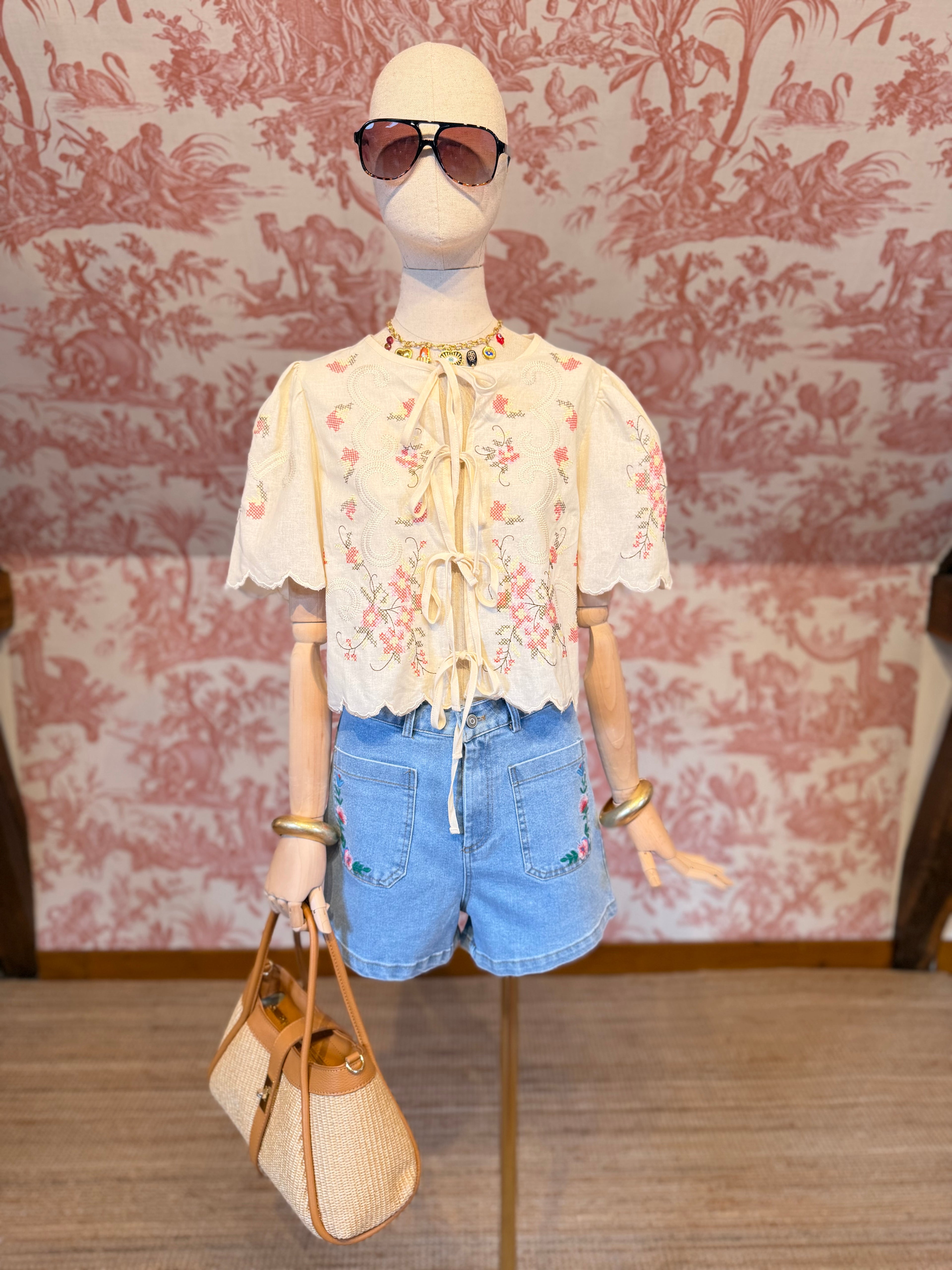 Blusa ricami