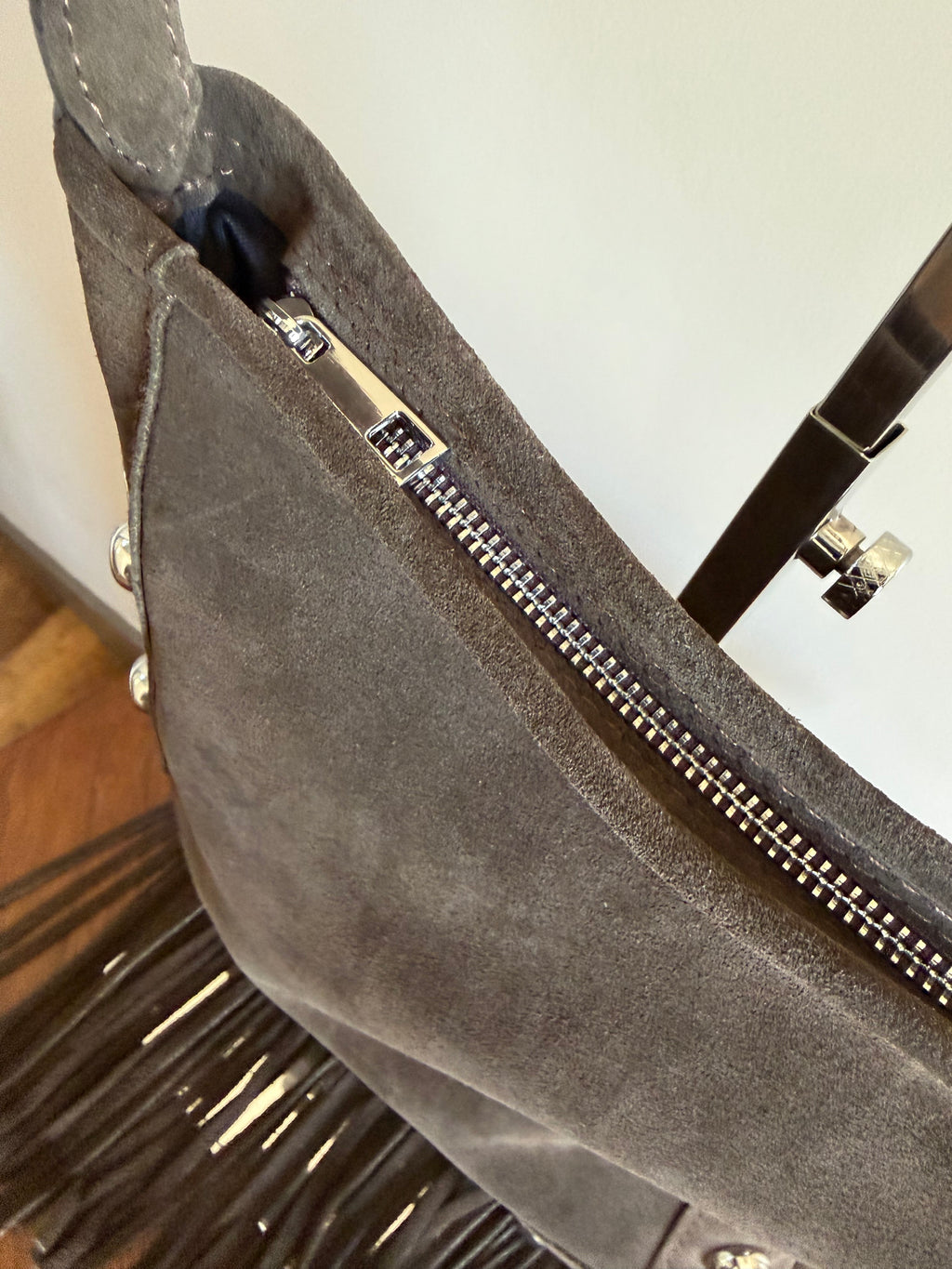 Tracolla suede moro