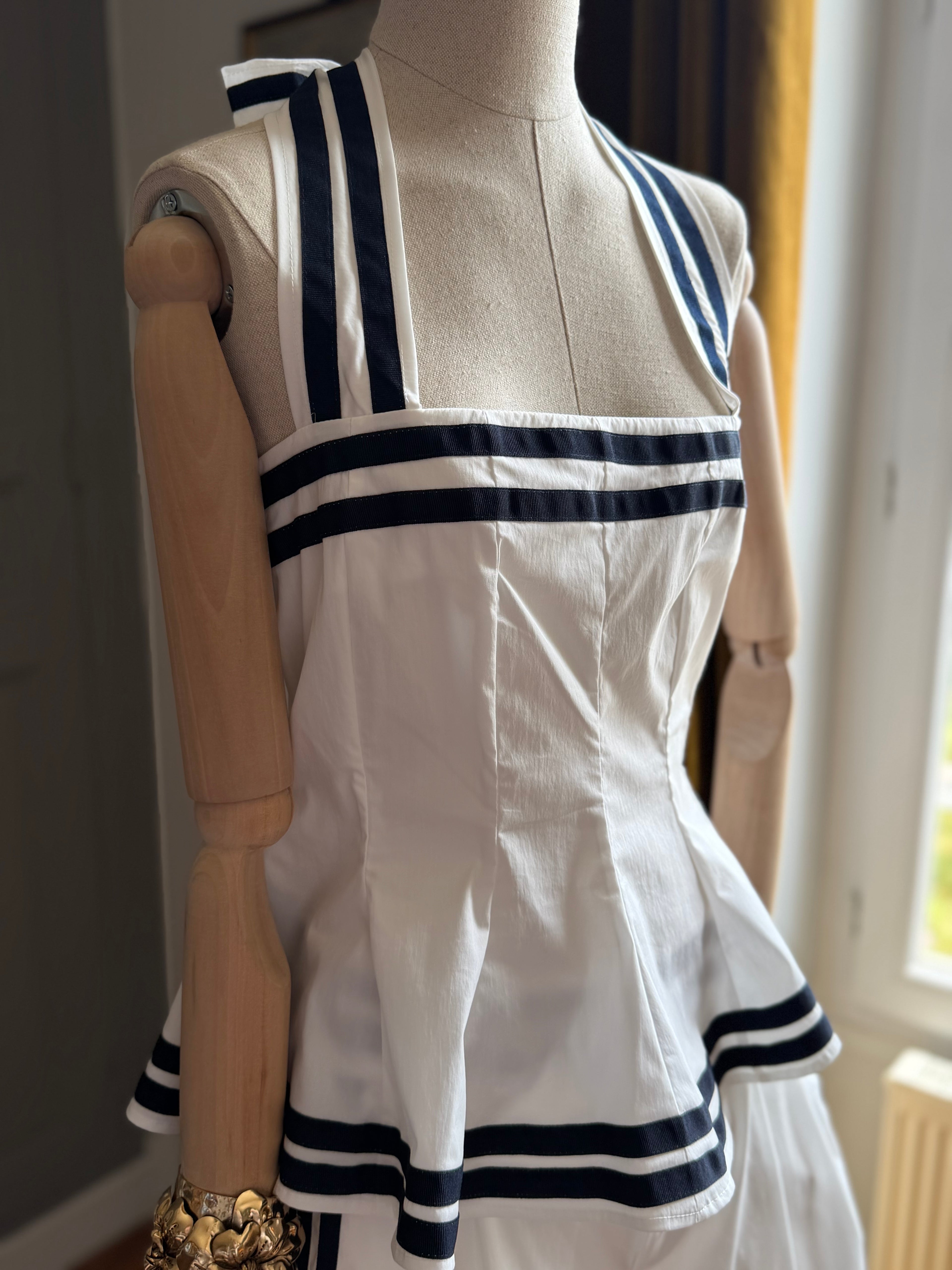 Completo bianco blu