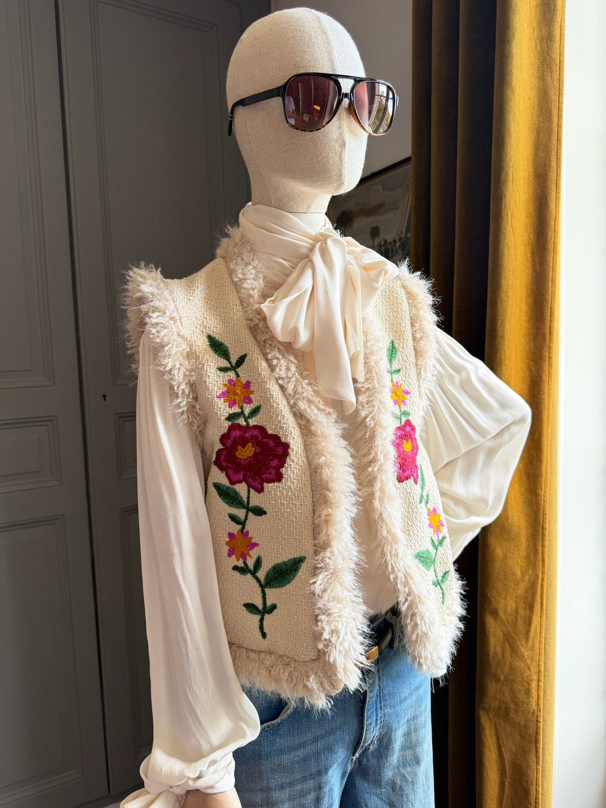 Embroidered and fur gilet