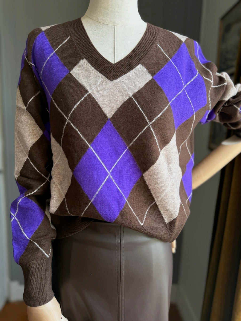 Pull V rombi moro-viola