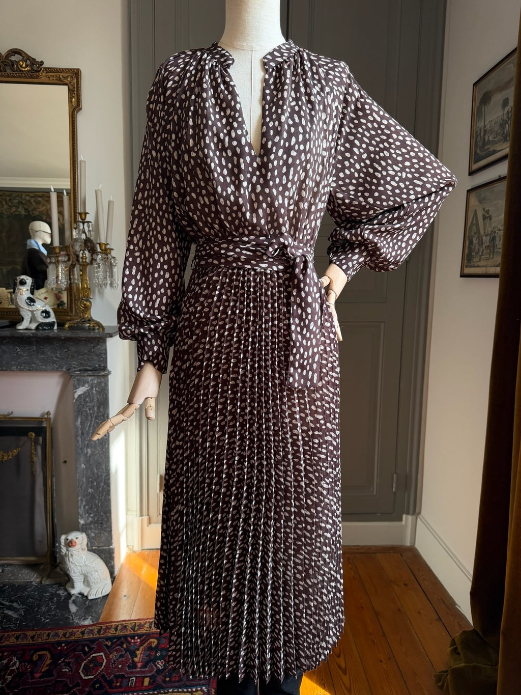 Pleated dark dress