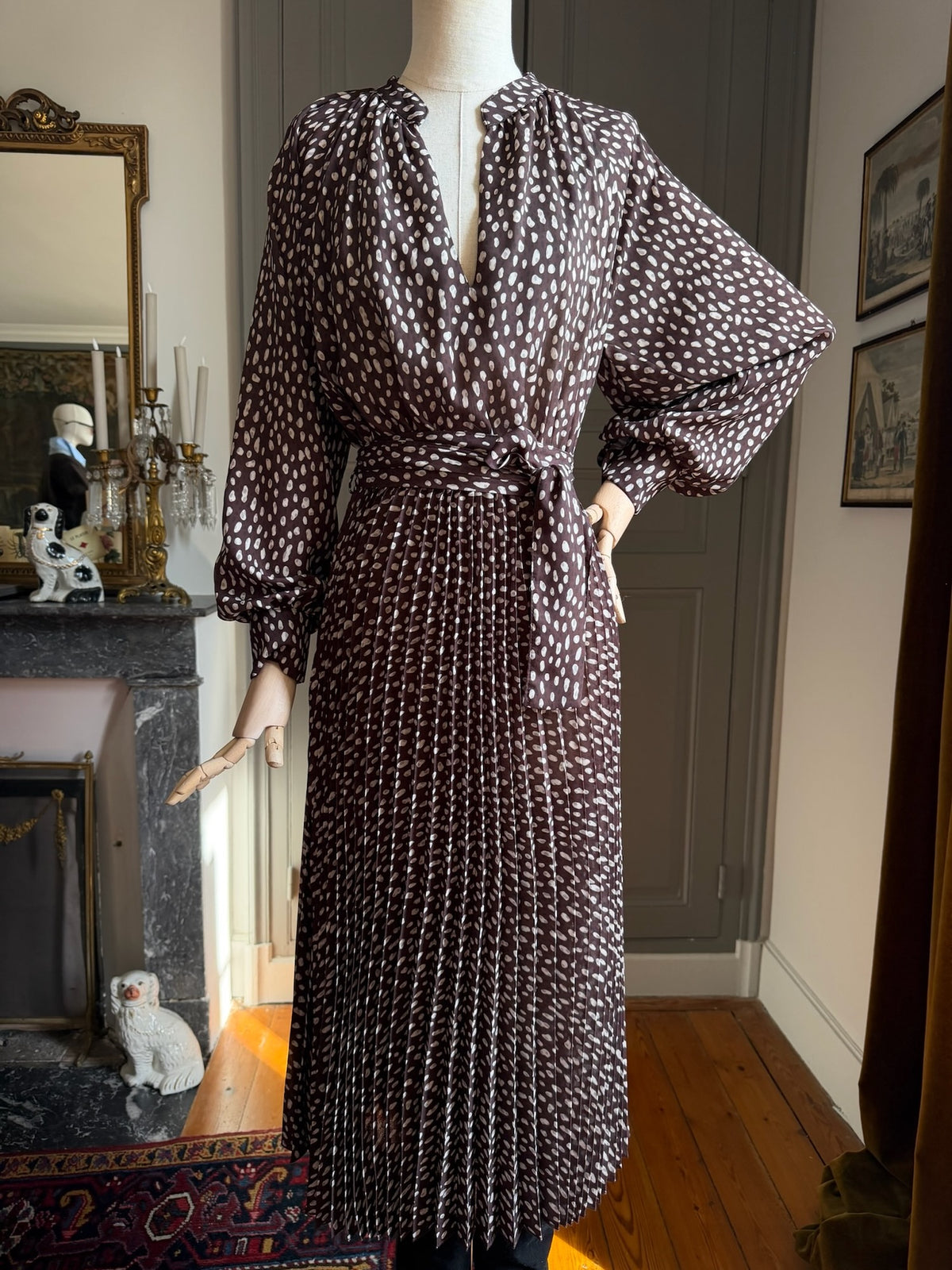 Pleated dark dress