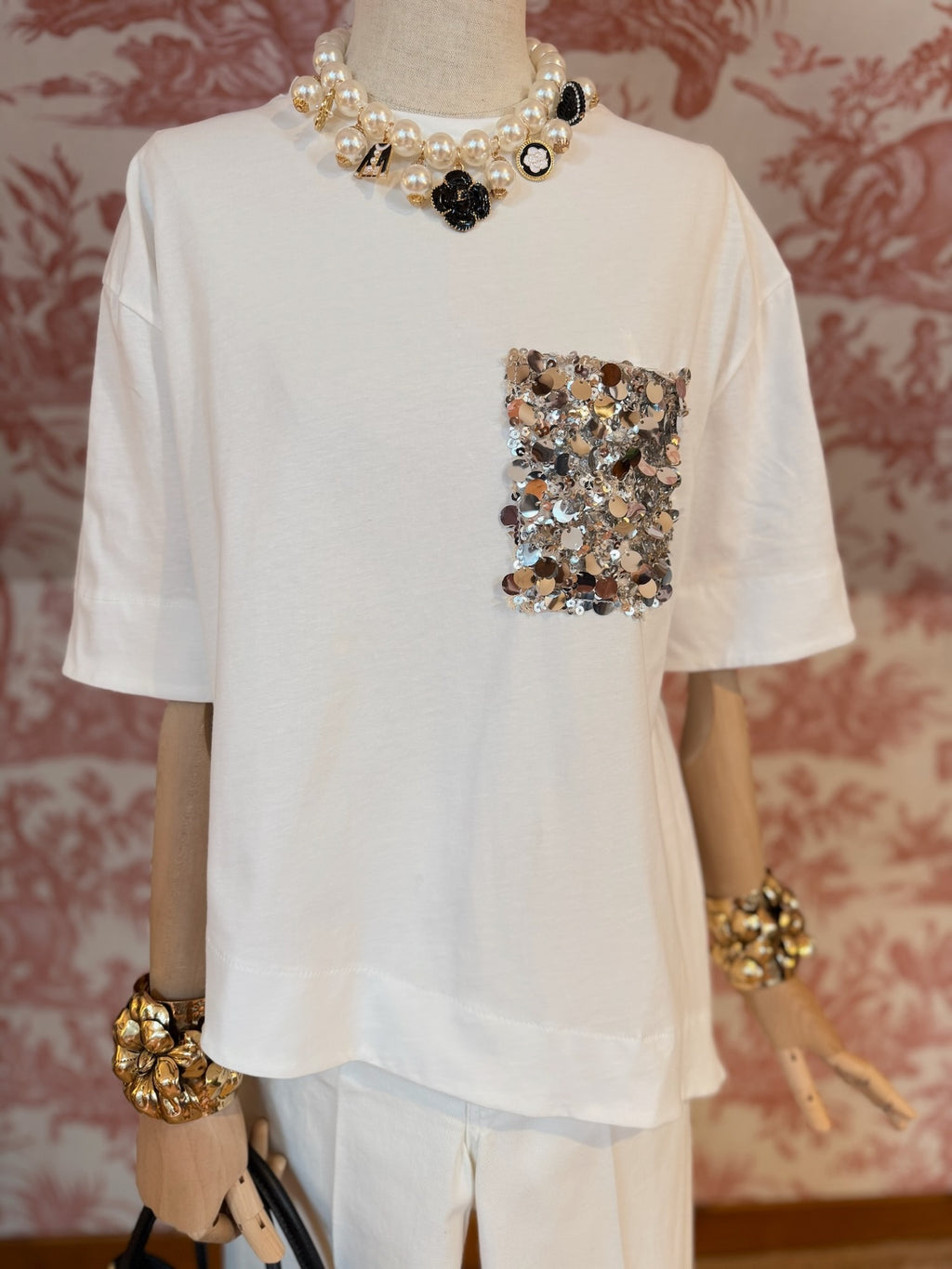 T-shirt