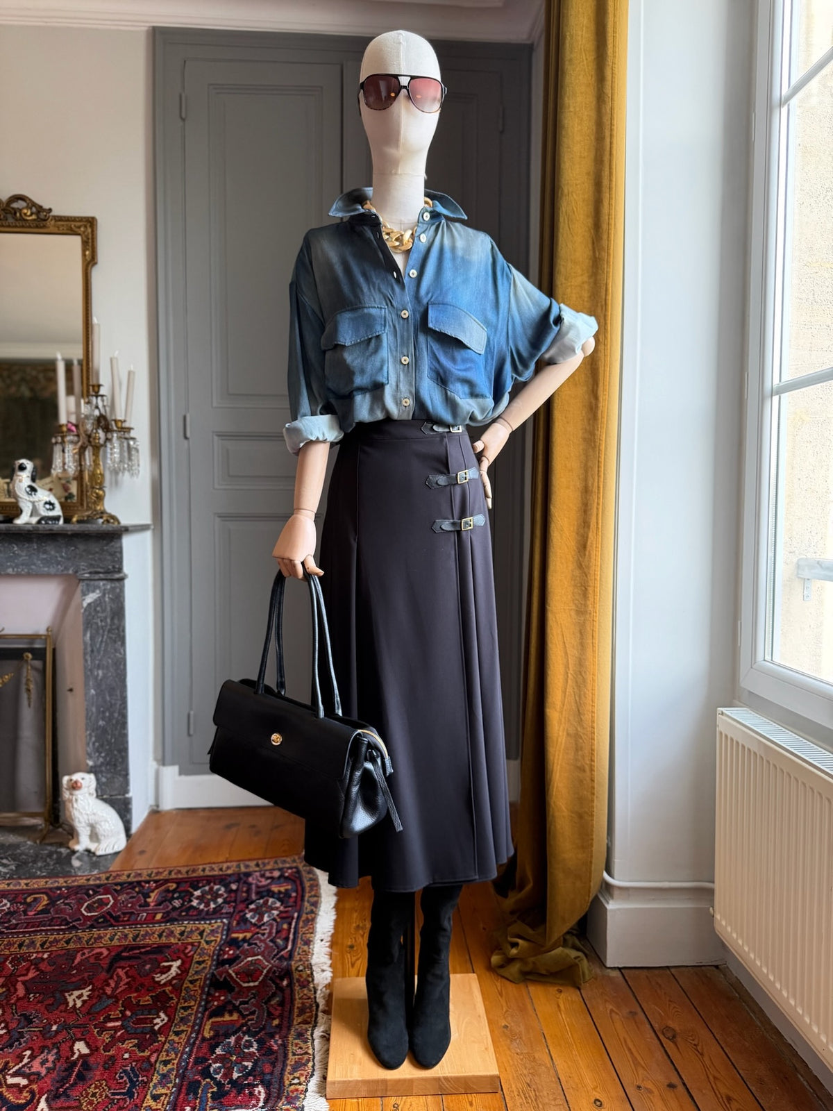 Black kilt skirt