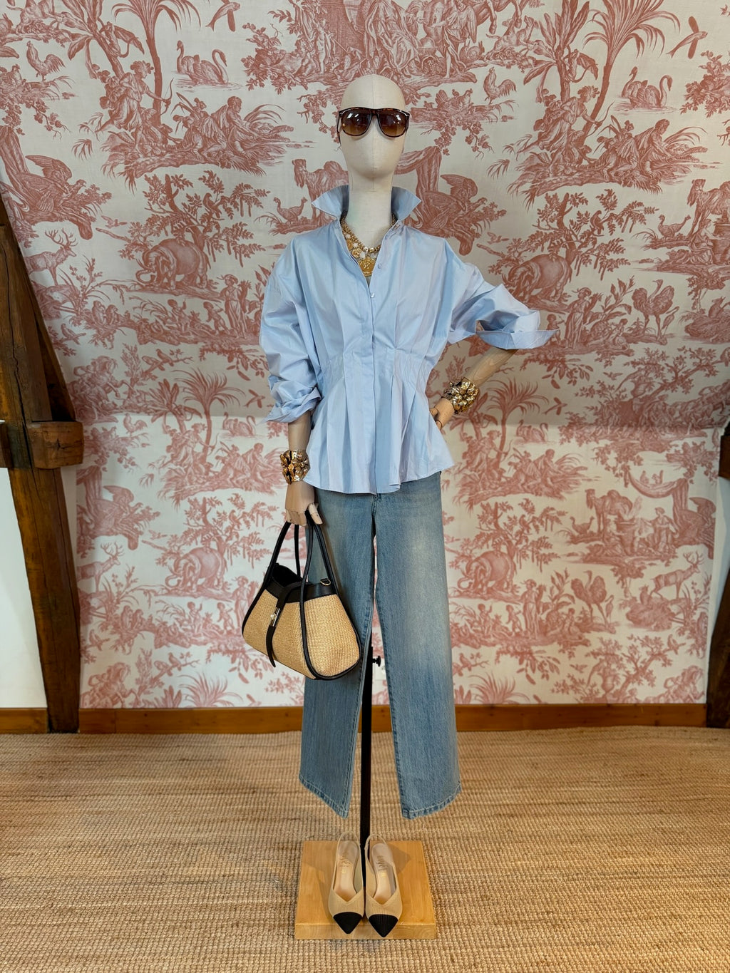 Pleated light blue shirt