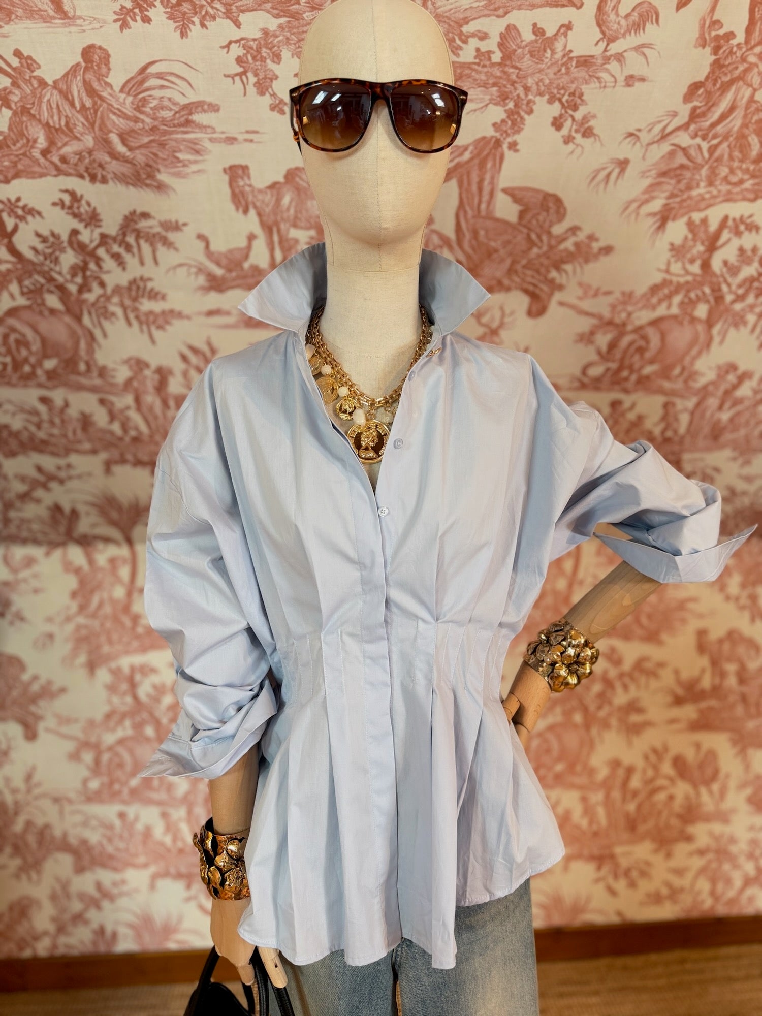 Pleated light blue shirt