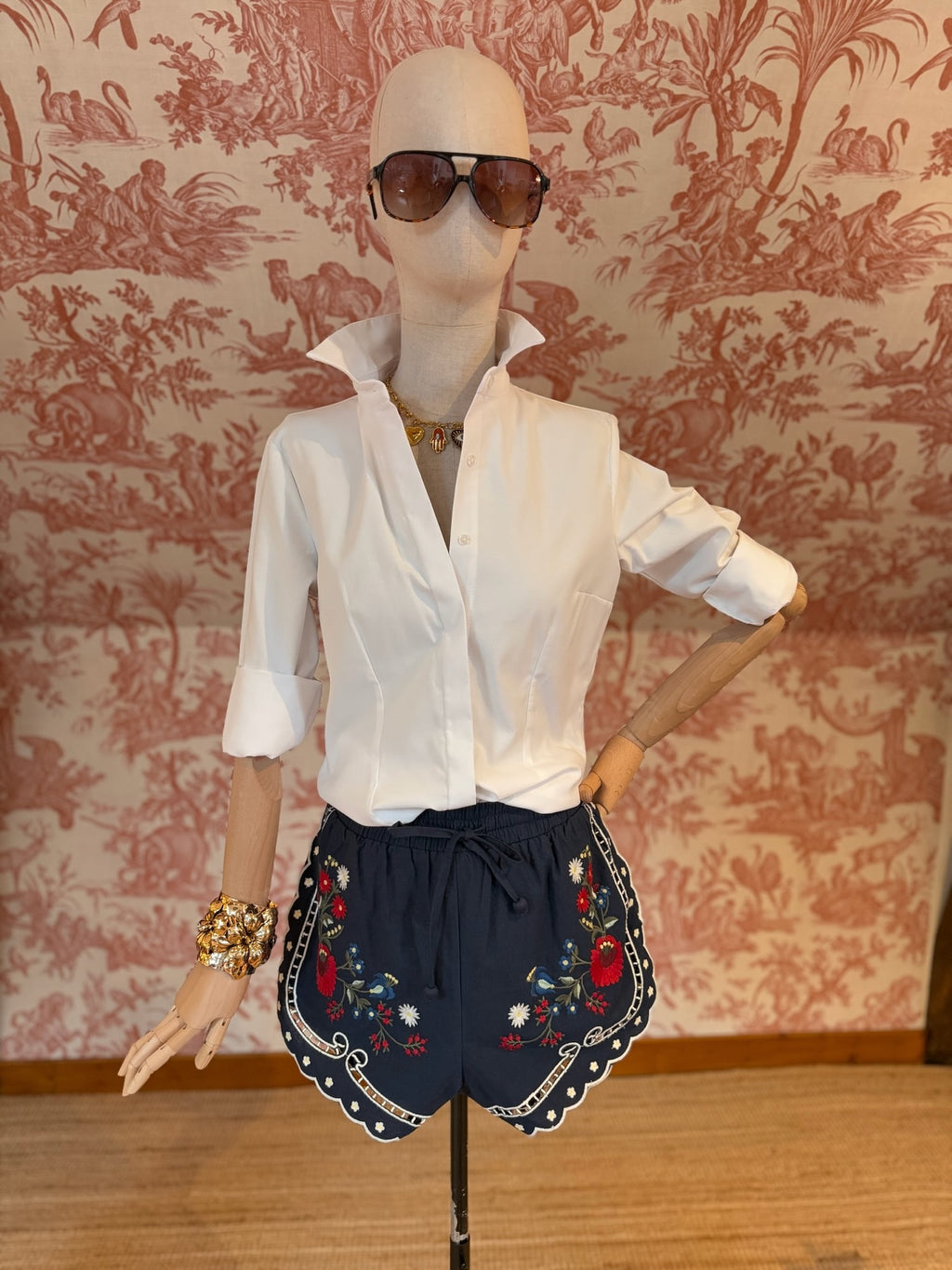 Embroidered shorts