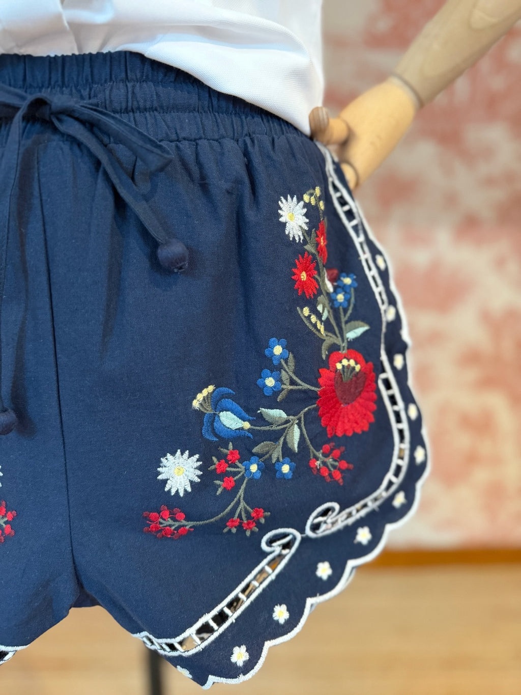 Embroidered shorts