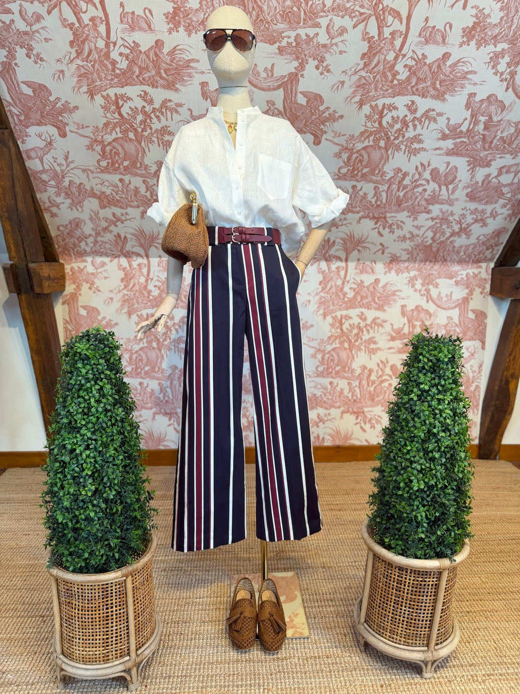Pantalone blu righe