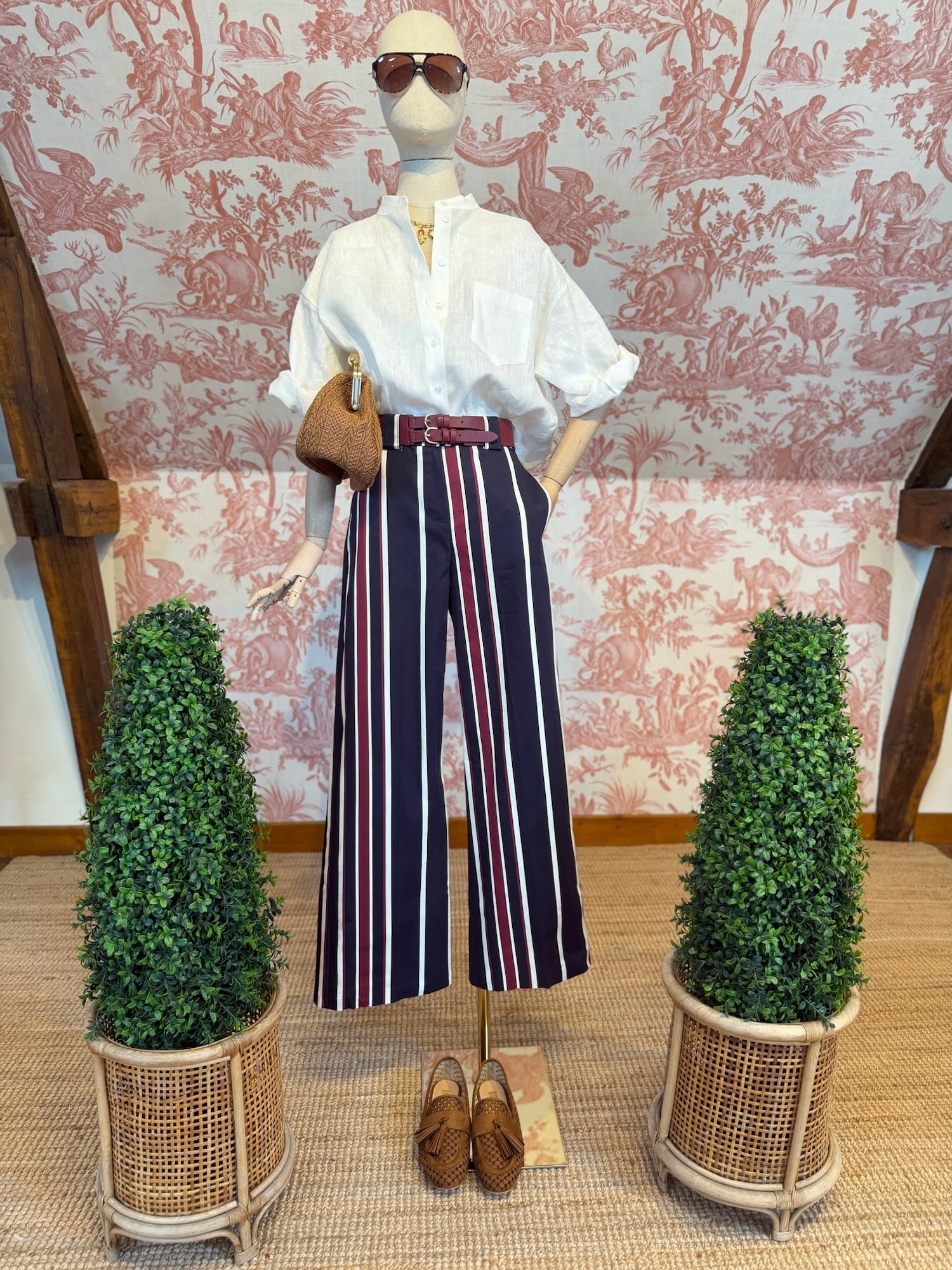 Pantalone blu righe