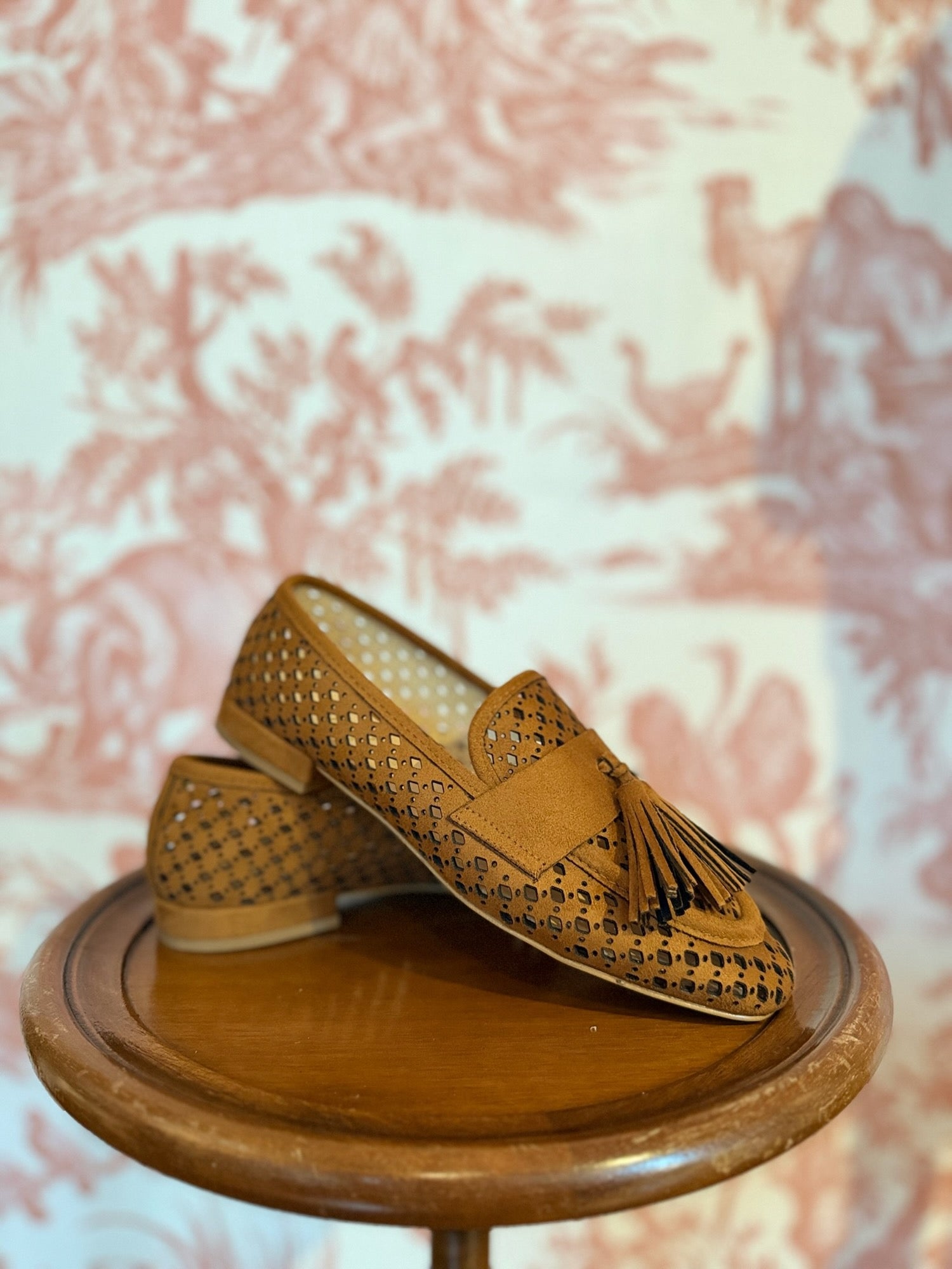 Shoe